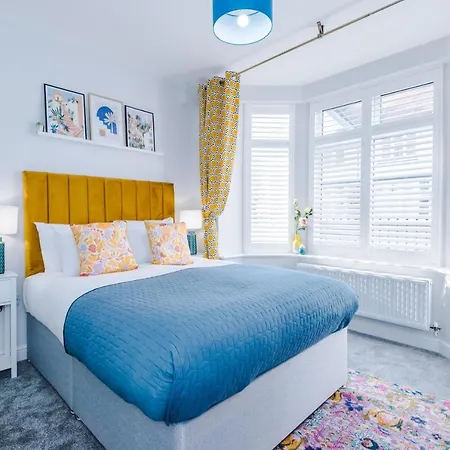 Hearsall Place Serviced Apartment Coventry Exterior photo
