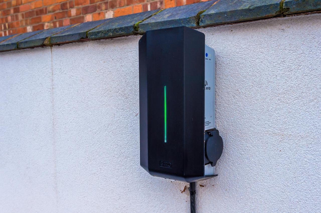 Hearsall Place Serviced